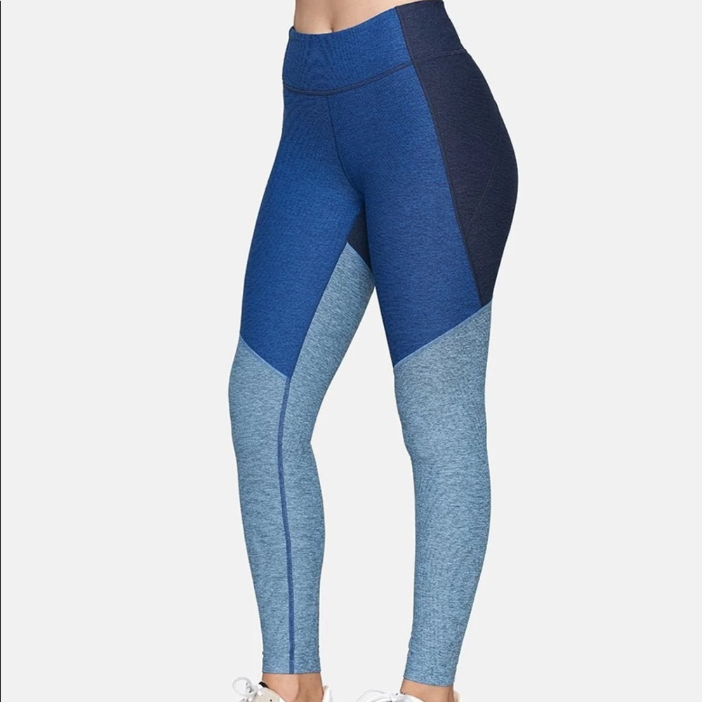 3/4 OV Tri-Tone Warmup Leggings